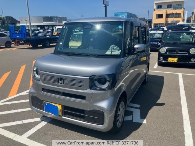 2025 Honda N-Box, 52 000 km, dovoz Japonsko — foto 1