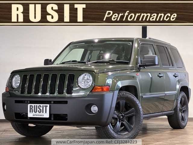 2008 Jeep Patriot, 86 000 km, dovoz Japonsko — foto 1