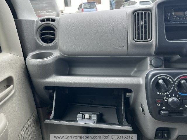 2023 Suzuki Every, 10 000 km, dovoz Japonsko — foto 6 z 31