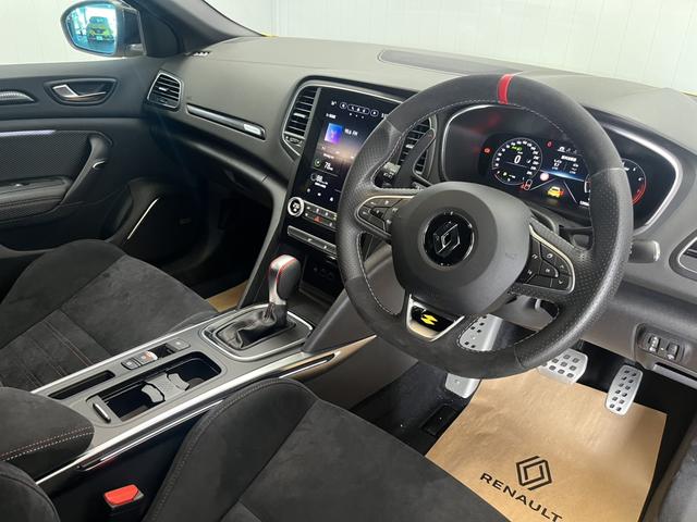 Renault Megane, dovoz Japonsko — foto 7 z 40