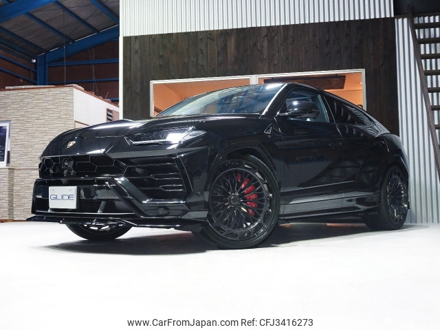 2020 Lamborghini Urus, 17 000 km, dovoz Japonsko — foto 1