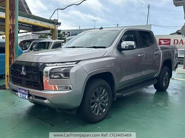 2025 Mitsubishi Triton, 100 km, dovoz Japonsko — foto 1