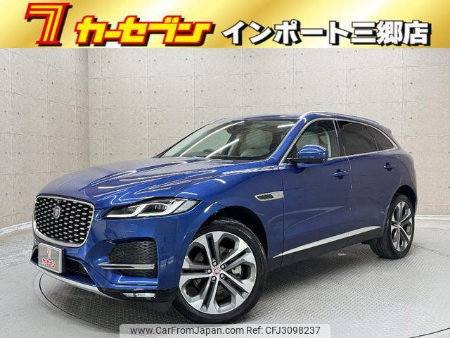 2024 Jaguar F-Pace, 15 000 km, dovoz Japonsko — foto 1