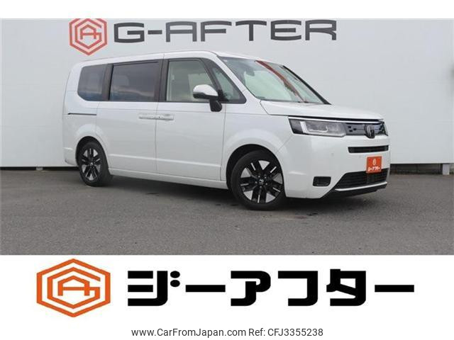 2023 Honda Stepwagon, 100 100 km, dovoz Japonsko — foto 1