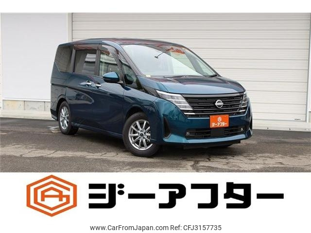 2024 Nissan Serena, 13 000 km, dovoz Japonsko — foto 1