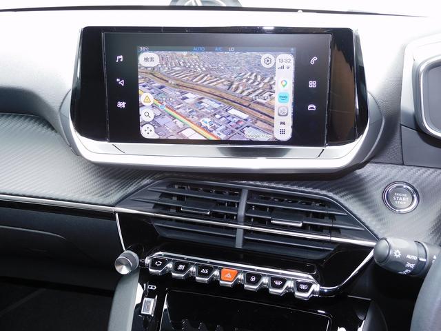 Peugeot 208, dovoz Japonsko — foto 9 z 40