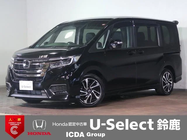 Honda Stepwagon Spada, dovoz Japonsko — foto 1 | AMECAR Honda Stepwagon Spada, dovoz Japonsko — foto 1