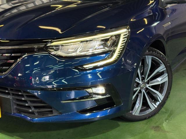 Renault Megane, dovoz Japonsko — foto 14 z 40
