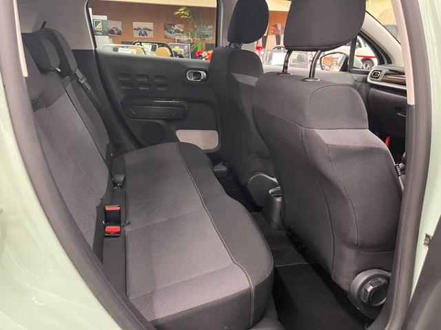 Citroen C3, dovoz Japonsko — foto 5 z 40