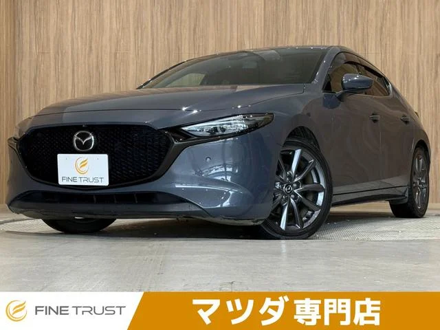 Mazda3 Fastback, dovoz Japonsko — foto 1