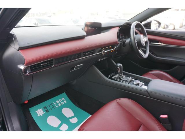 Mazda3 Fastback, dovoz Japonsko — foto 16 z 40