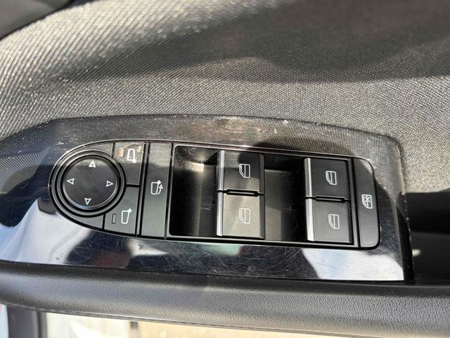 Mazda3 Fastback, dovoz Japonsko — foto 11 z 40