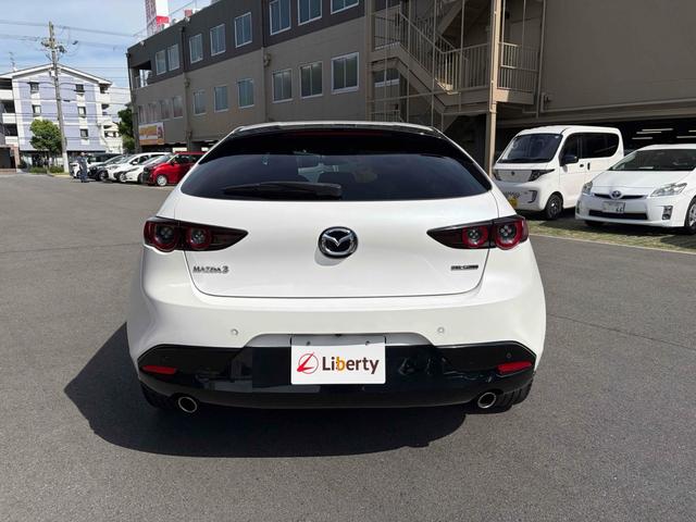 Mazda3 Fastback, dovoz Japonsko — foto 15 z 40