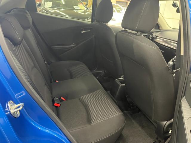Mazda Demio, dovoz Japonsko — foto 5 z 40