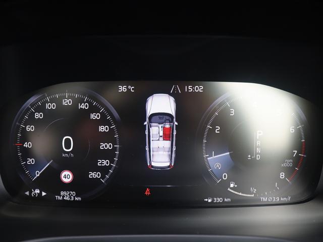 Volvo V60, dovoz Japonsko — foto 15 z 40