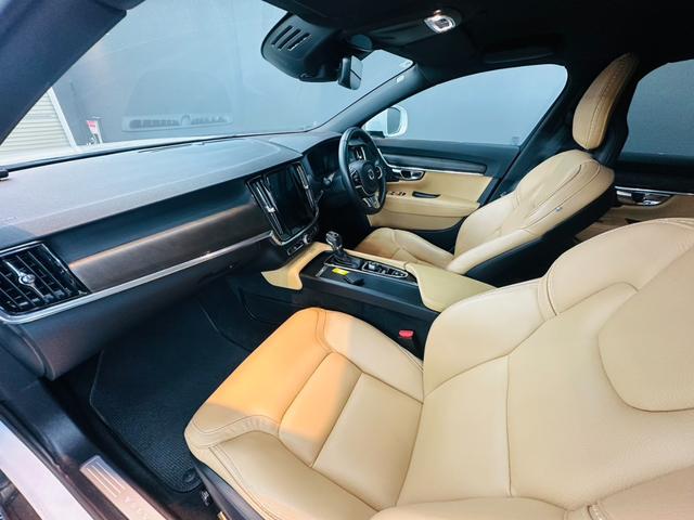 Volvo V90, dovoz Japonsko — foto 15 z 40