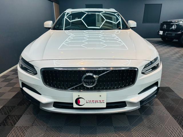 Volvo V90, dovoz Japonsko — foto 7 z 40