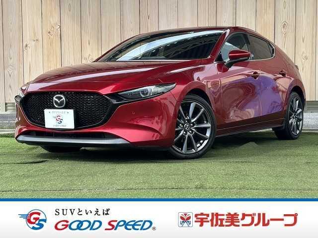 Mazda3 Fastback, dovoz Japonsko — foto 1
