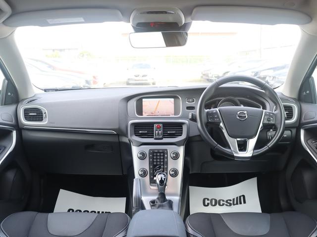 Volvo V40, dovoz Japonsko — foto 4 z 40