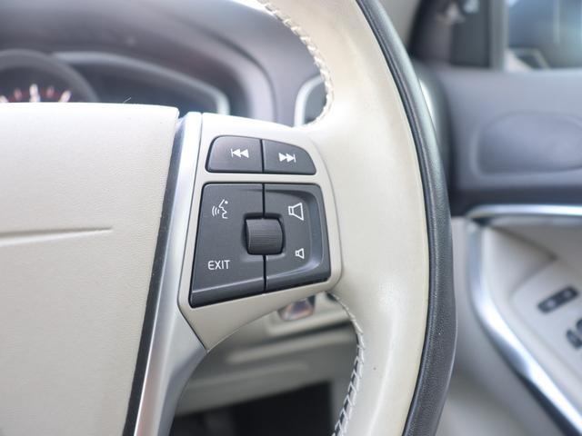 Volvo V40, dovoz Japonsko — foto 15 z 40