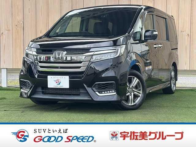 Honda Stepwagon Spada, dovoz Japonsko — foto 1