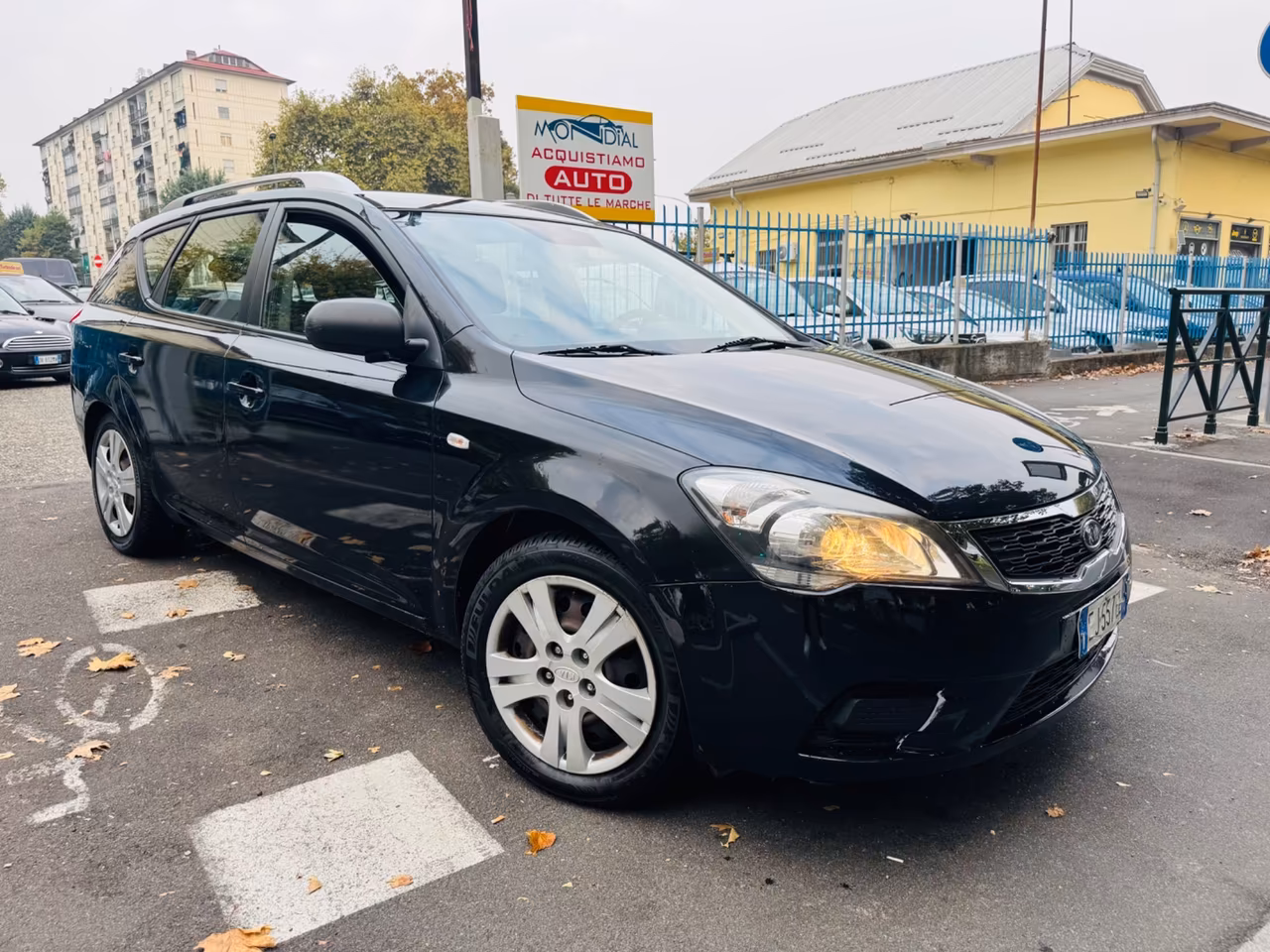 2030 Kia, 150 000 km, Taliansko — foto 2 z 15