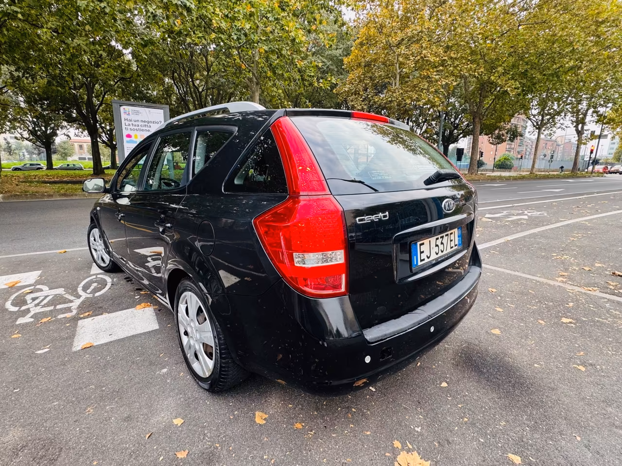 2030 Kia, 150 000 km, Taliansko — foto 8 z 15
