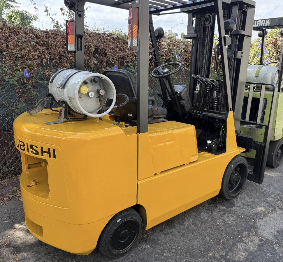 Caterpillar FORKLIFT, dovoz USA — foto 3 z 4