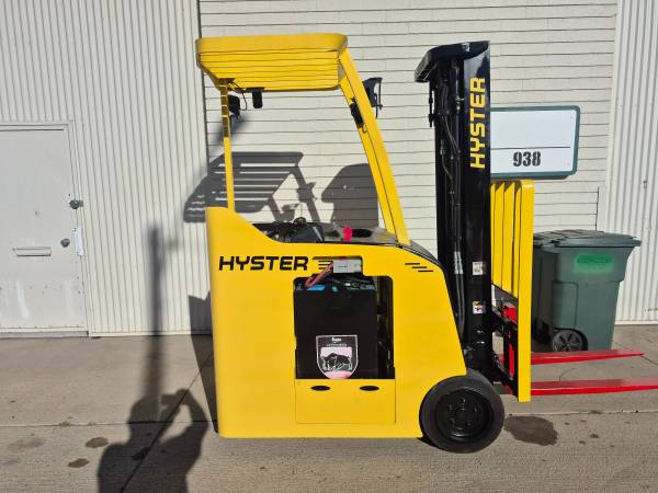 Caterpillar, dovoz USA — foto 1 | AMECAR Caterpillar, dovoz USA — foto 1