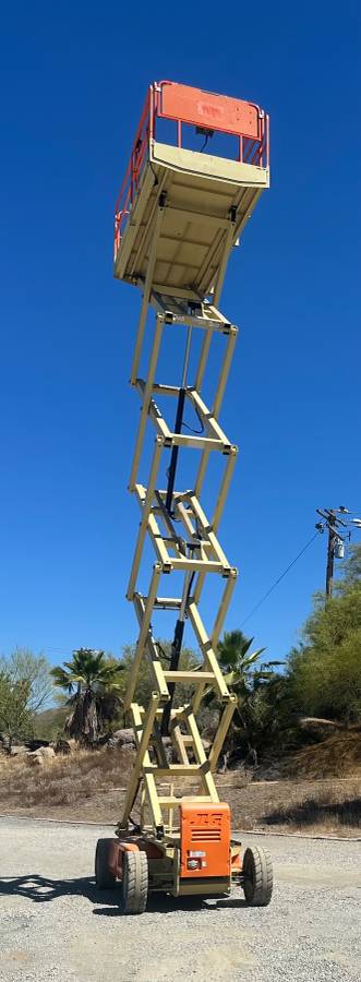 Case ROUGH, dovoz USA — foto 5 z 12