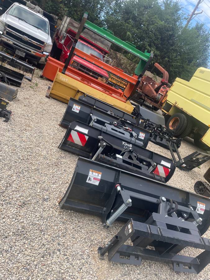 John Deere SKID, dovoz USA — foto 6 z 12