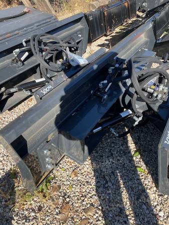 John Deere SKID, dovoz USA — foto 3 z 12