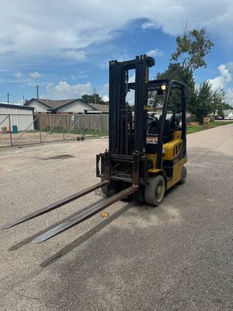Yale FORKLIFT, dovoz USA — foto 1 | AMECAR Yale FORKLIFT, dovoz USA — foto 1
