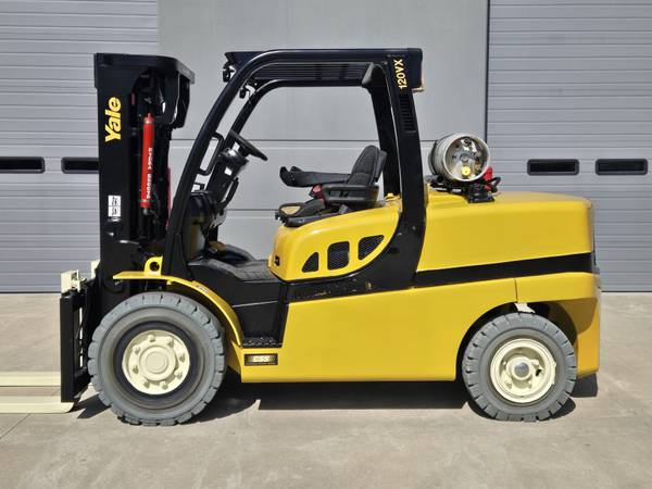 Kubota 12000LB, dovoz USA — foto 1