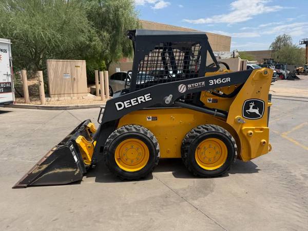 John Deere 316GR, dovoz USA — foto 2 z 9