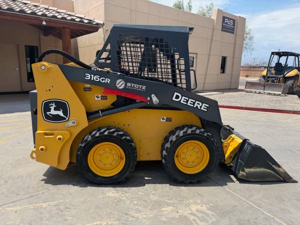 John Deere 316GR, dovoz USA — foto 6 z 9