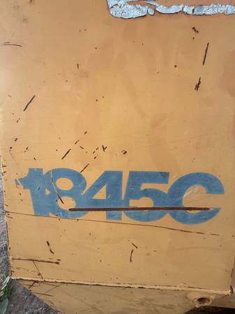 Case SKID, zlatá, dovoz USA — foto 9 z 10