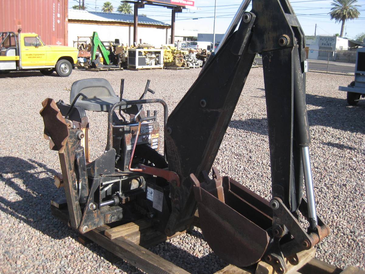 John Deere BACKHOE, dovoz USA — foto 10 z 12