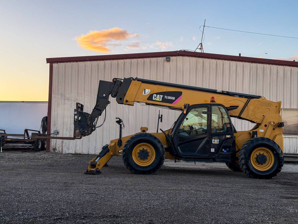 Caterpillar TL1055D, dovoz USA — foto 2 z 12