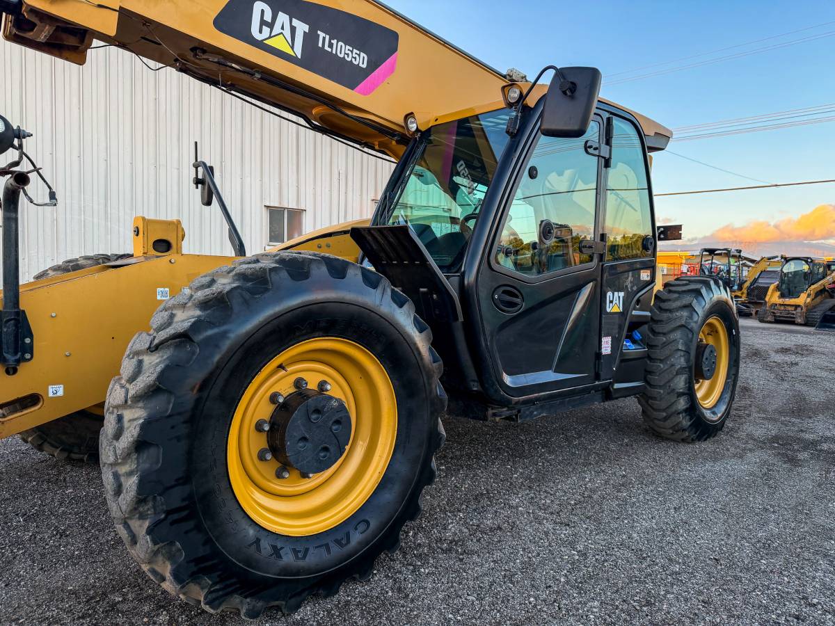 Caterpillar TL1055D, dovoz USA — foto 9 z 12