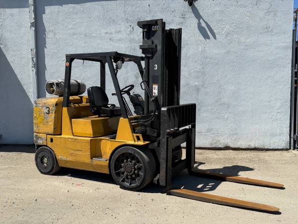 Caterpillar, dovoz USA — foto 1