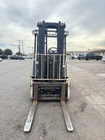 Yale GLC050, dovoz USA — foto 2 z 8
