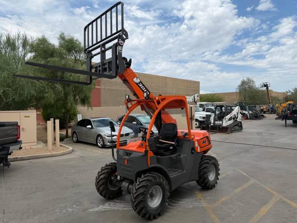 JLG SKYTRAK, dovoz USA — foto 1 | AMECAR JLG SKYTRAK, dovoz USA — foto 1