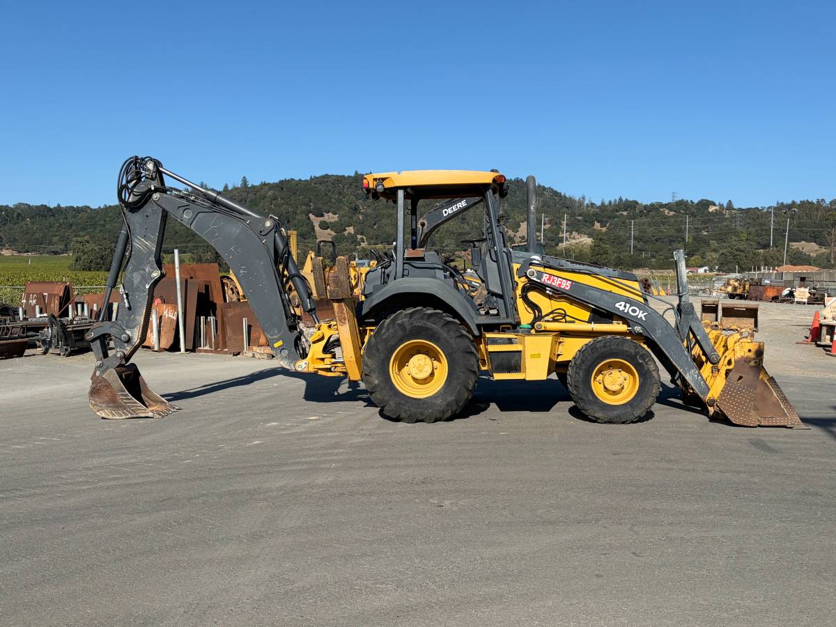 John Deere 410K, dovoz USA — foto 1