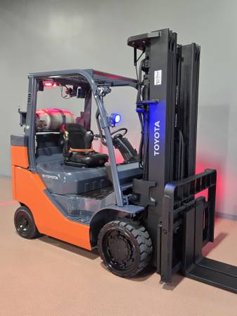 Toyota BOX, dovoz USA — foto 4 z 12