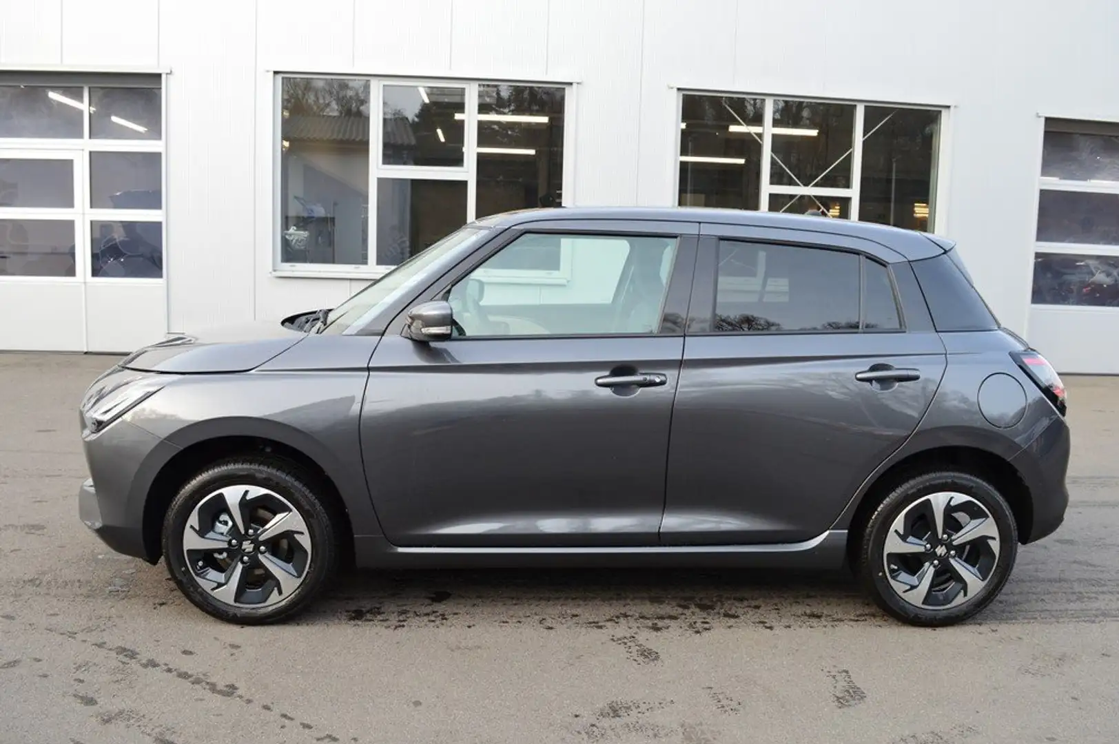2026 Suzuki Swift, 2 km, Nemecko — foto 5 z 12