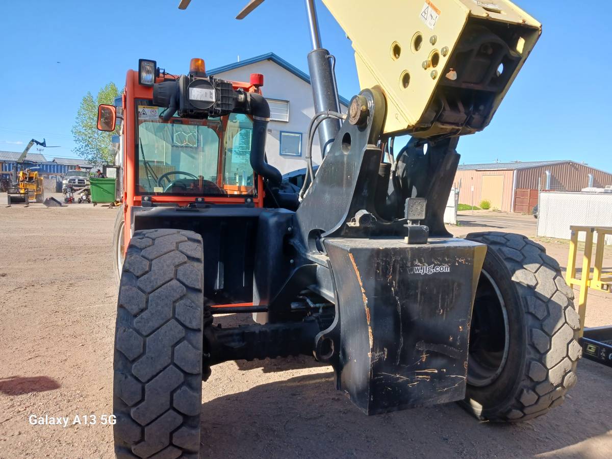 JLG G6-42A, dovoz USA — foto 6 z 7