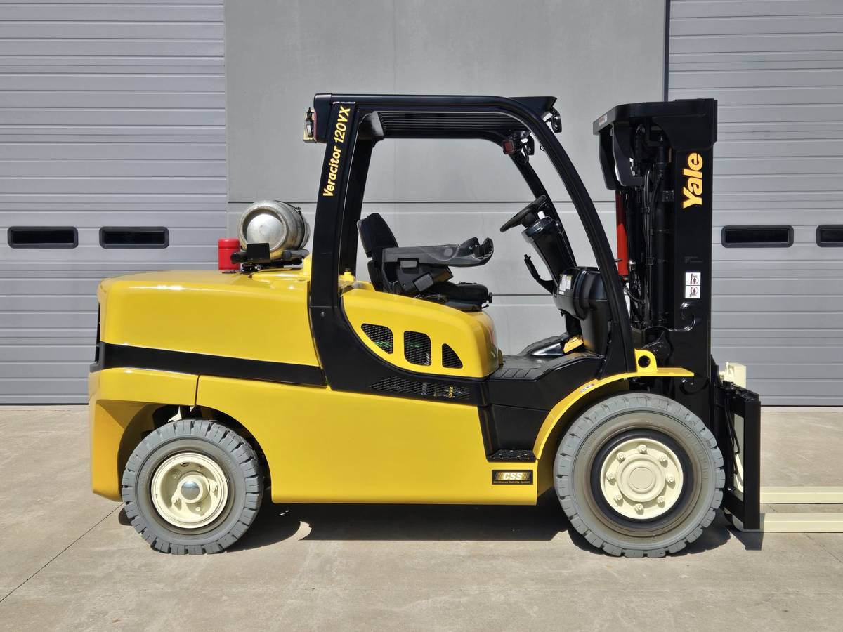 Kubota 12000LB, dovoz USA — foto 6 z 12