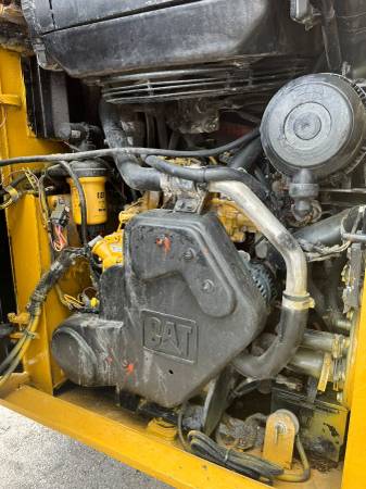Caterpillar 226D, dovoz USA — foto 11 z 12