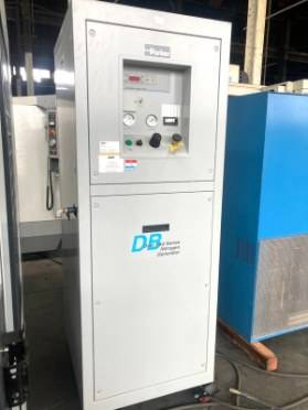DB, dovoz USA — foto 1